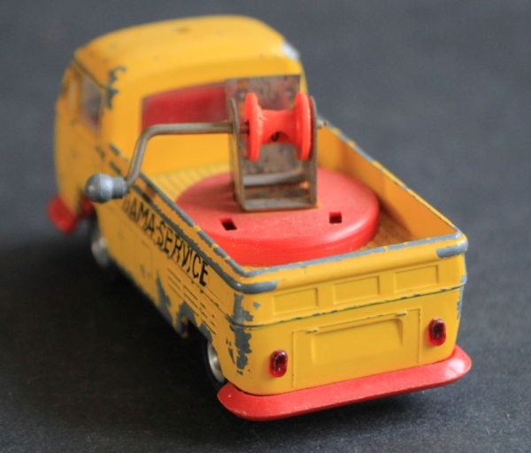 Gama Minimod Volkswagen T1 Transporter Towtruck 1972 DieCast Model (4727)